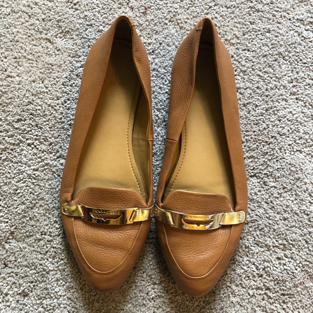 Coach flats